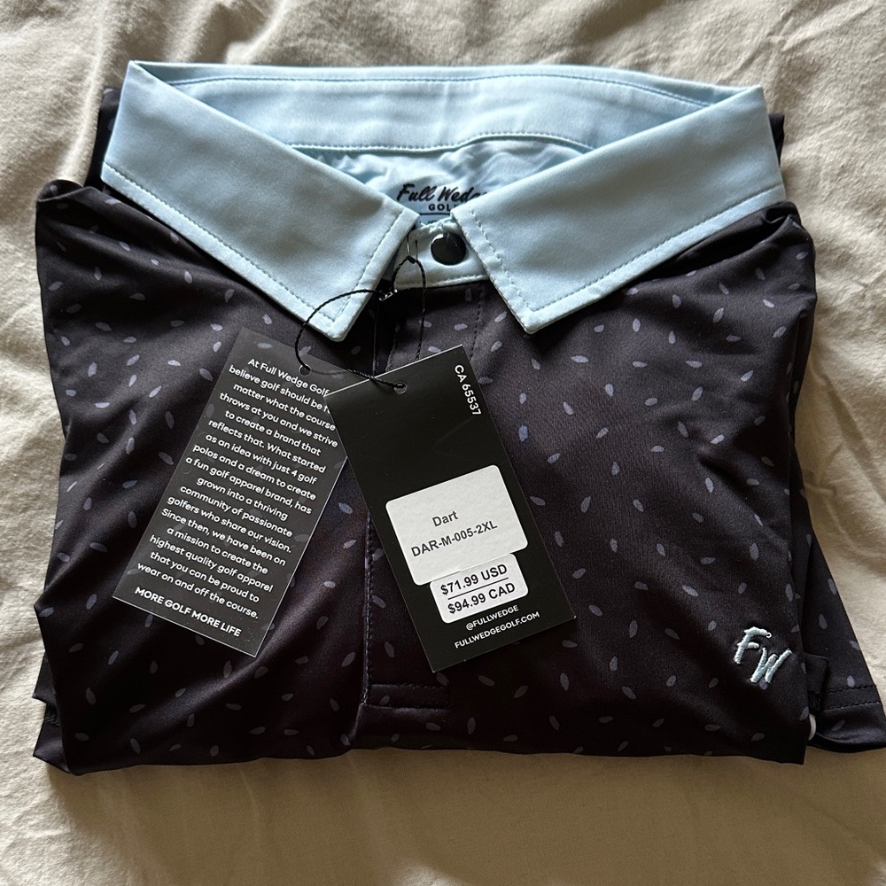Full Wedge Dart Navy Golf Polo with Light Blue Collar